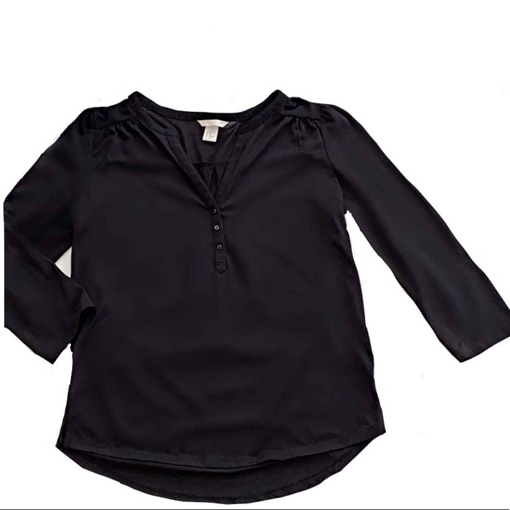 H&M | 3 button, 3/4 Sleeve Blouse
